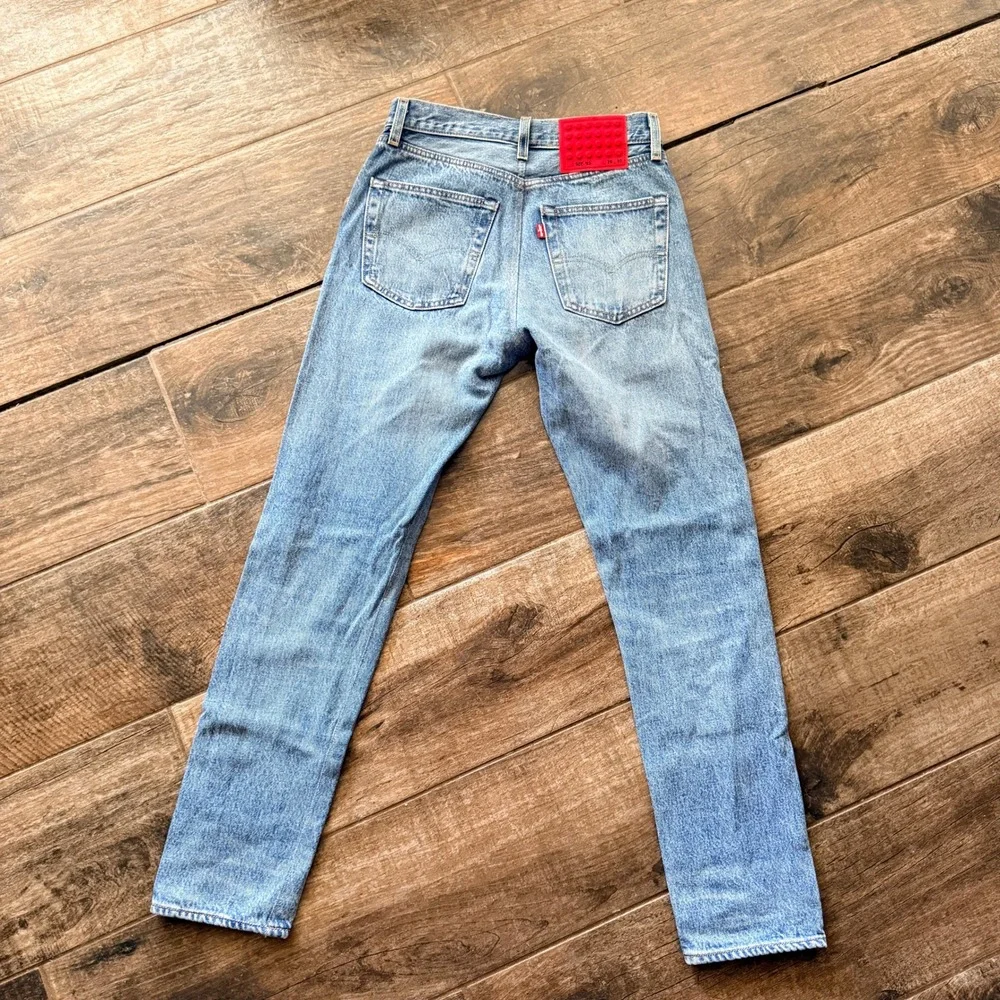 Levi's x LEGO Mens 501 '93 Straight Fit Denim Modified Jeans,Light Wash,  29x30